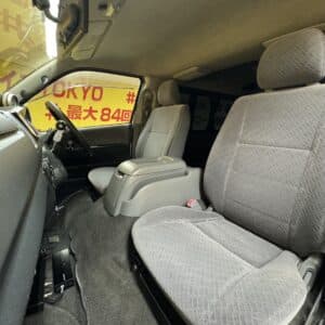 HIACE ハイエース　スーパーGL人気のディーゼル車【2型】【カスタム】車検１年付
