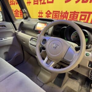 N-BOX　G・L パッケージ　【ユーザー買取車】