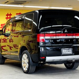 DELICA　デリカD5　シャモニー　【特別仕様車】　【4WD】
