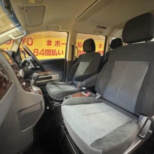 DELICA　デリカD5　シャモニー　【特別仕様車】　【4WD】