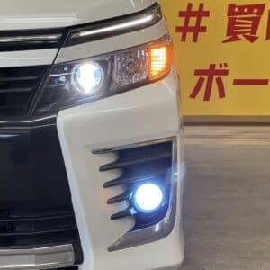 VOXY　ヴォクシー　ＺＳ　