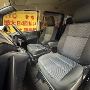 VOXY　ヴォクシー　ＺＳ　