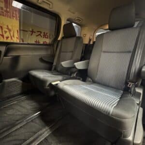 VOXY　ヴォクシー　ＺＳ　