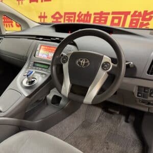 PRIUS プリウス　Sツーリングセレクション