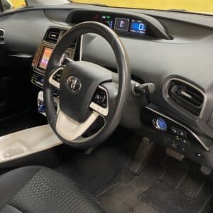 PRIUS　プリウス　A 【カスタム】【総合評価優良車】