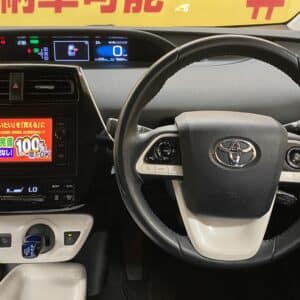 PRIUS　プリウス　A 【カスタム】【総合評価優良車】