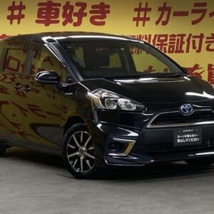 SIENTA　シエンタ　HYBRID　G　【カスタム】【車検2年付】
