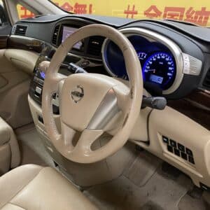ELGRAND　エルグランド　250XG【総合評価優良車】【車検２年付】【新品タイヤ４本付】