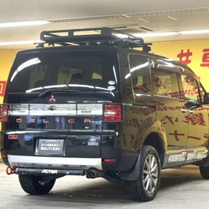 DELICA　デリカD5　シャモニー　【特別仕様車】　【カスタム】　【4WD】【車検2年付】