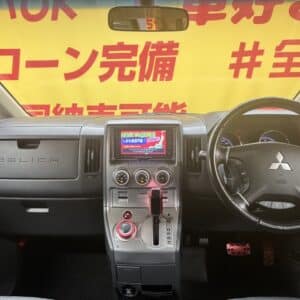 DELICA　デリカD5　シャモニー　【特別仕様車】　【カスタム】　【4WD】【車検2年付】