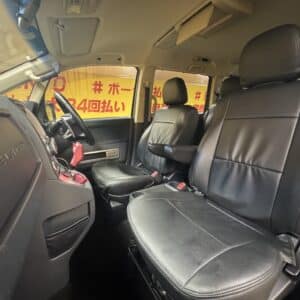 DELICA　デリカD5　シャモニー　【特別仕様車】　【カスタム】　【4WD】【車検2年付】