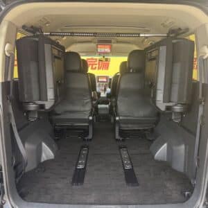 DELICA　デリカD5　シャモニー　【特別仕様車】　【カスタム】　【4WD】【車検2年付】