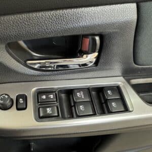 IMPREZA 　インプレッサスポーツ　1.6i-L【5MT】【4WD】【車検2年付】