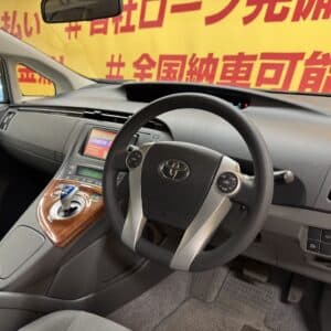 PRIUS　プリウス　S　ツーリングセレクション【カスタム】【車検2年付】
