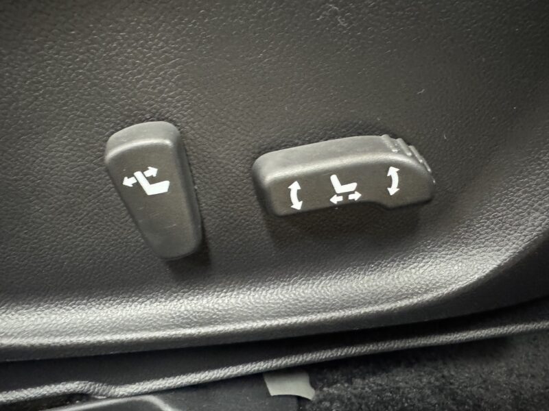 SKYLINE スカイラインクーペ 370GT タイプS