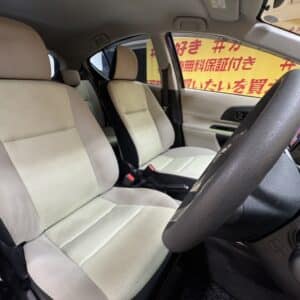 AQUA  アクア　S　【低走行】【車検2年付】