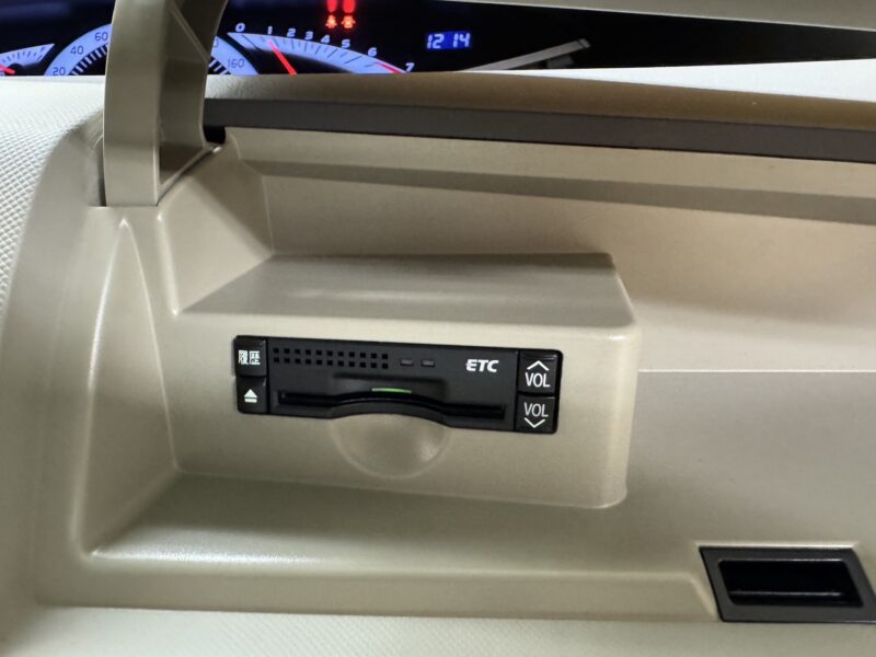 ESTIMA エスティマ アエラス 【中期】