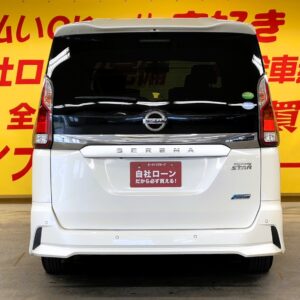 SERENA　セレナ　ハイウェイスター Vセレクション【特別仕様車】 【車検2年付】