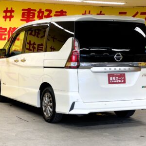 SERENA　セレナ　ハイウェイスター Vセレクション【特別仕様車】 【車検2年付】