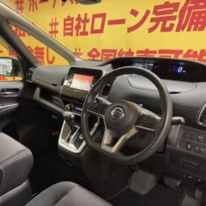 SERENA　セレナ　ハイウェイスター Vセレクション【特別仕様車】 【車検2年付】