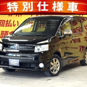 VOXY　ヴォクシー　ZS　煌Ⅱ【特別仕様車】【４WD】【車検2年付】