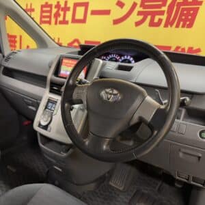 VOXY　ヴォクシー　ZS　煌Ⅱ【特別仕様車】【４WD】【車検2年付】