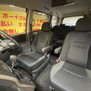 VOXY　ヴォクシー　ZS　煌Ⅱ【特別仕様車】【４WD】【車検2年付】
