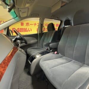 ESTIMA　エスティマ　アエラスGエディション【車検２年付】【特別仕様車】【4WD】
