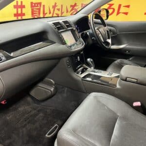 CROWN　クラウンアスリート【総合評価優良車】【後期型】【車検2年付】