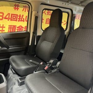 HIJET　ハイゼットカーゴ　デラックス【高年式】【低走行】【車検２年付】