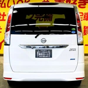 SERENA　セレナ　ハイウェイスター Vセレクション【特別仕様車】【総合優良車】【４WD】