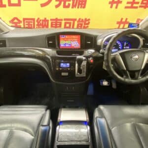 ELGRAND　エルグランド　ライダー 【4WD】【特別仕様車】