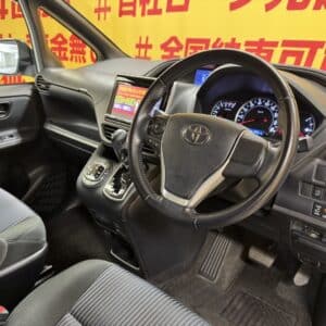 VOXY　ヴォクシー　ZS煌　【特別仕様車】