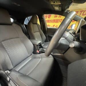 COROLLA　SPORTS　カローラスポーツ　HV-G　