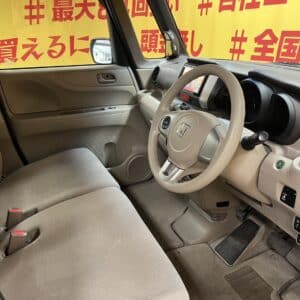 N-BOX　G・L パッケージ　【車検2年付】【4WD】　