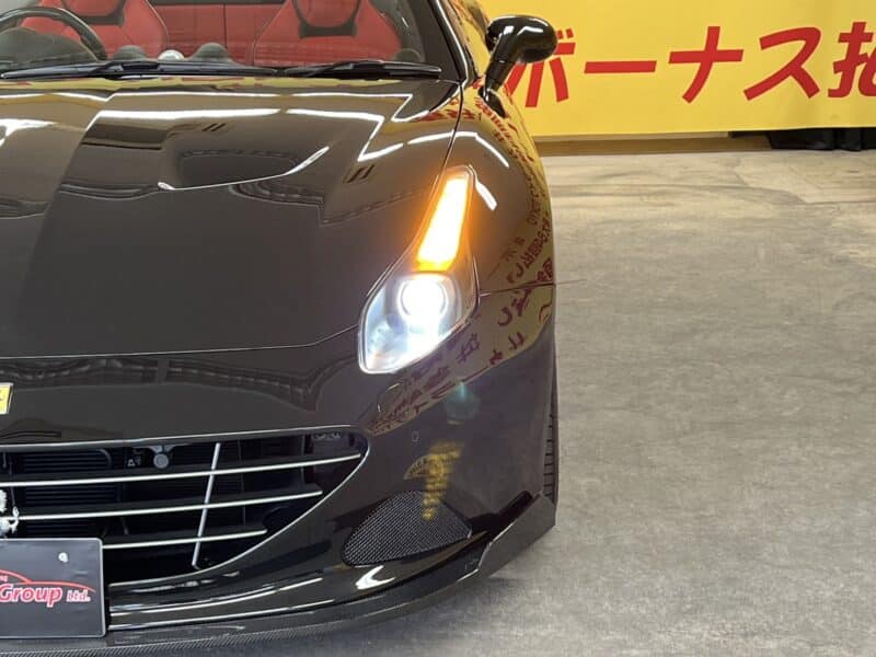 Ferrari フェラーリ カリフォルニアT 【ディーラー車】【右ハンドル】