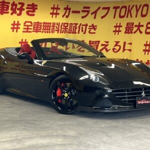 Ferrari　フェラーリ　カリフォルニアＴ　【ディーラー車】【右ハンドル】