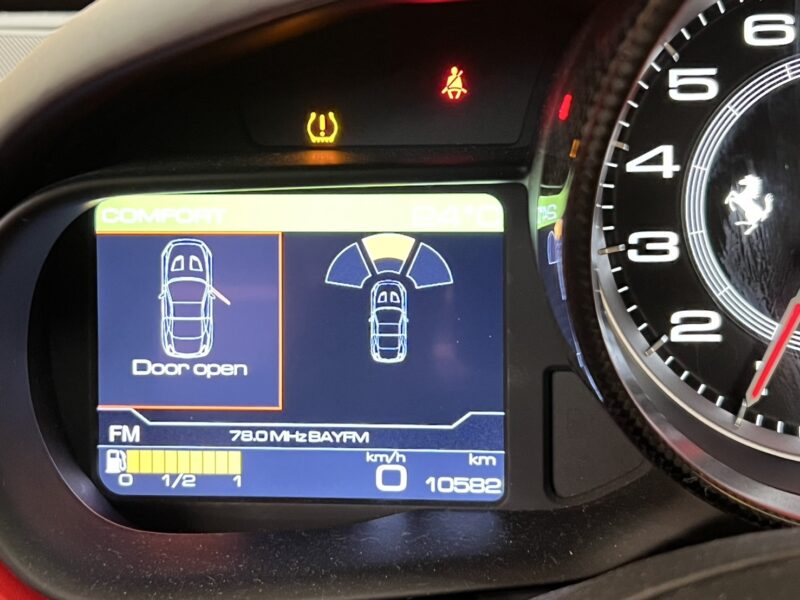 Ferrari フェラーリ カリフォルニアT 【ディーラー車】【右ハンドル】