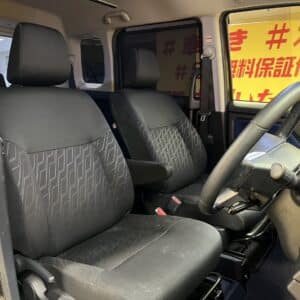 THOR　トール　カスタムG　【総合評価優良車】【車検2年付】