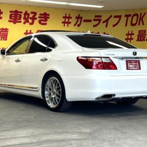 LEXUS　レクサス　LS600h　Iパッケージ