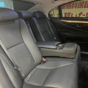 LEXUS　レクサス　LS600h　Iパッケージ