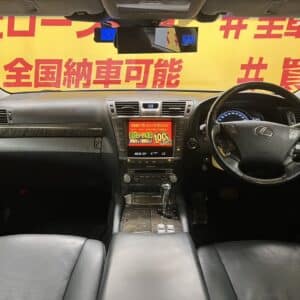 LEXUS　レクサス　LS600h　Iパッケージ