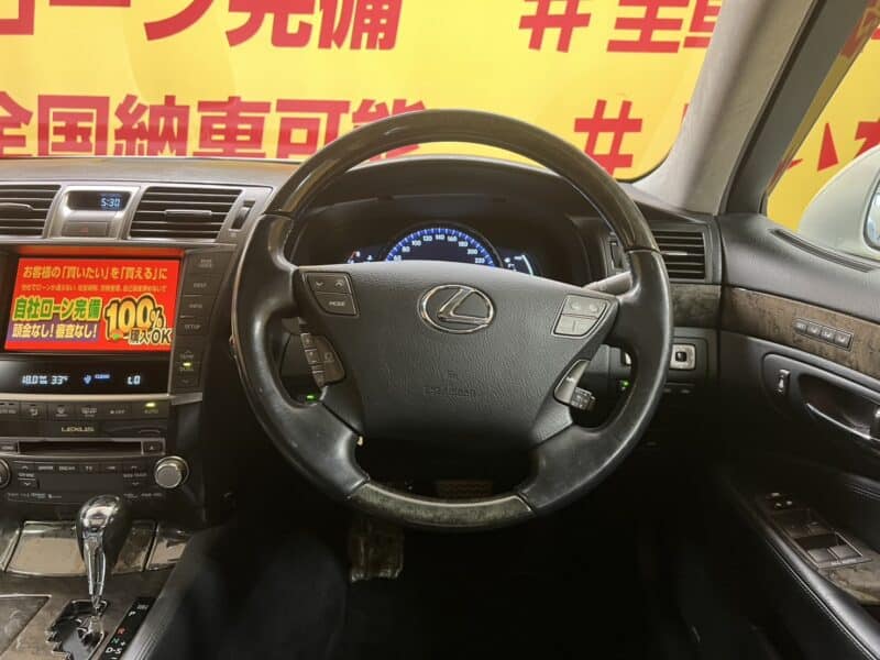 LEXUS レクサス LS600h Iパッケージ
