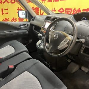 SERENA　セレナ　ライダーJパッケージ　【特別仕様車】【車検2年付】