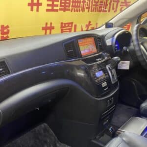 ELGRAND　エルグランド　ライダー 【4WD】【特別仕様車】