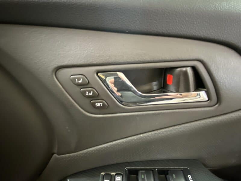 CROWN クラウン ハイブリッド