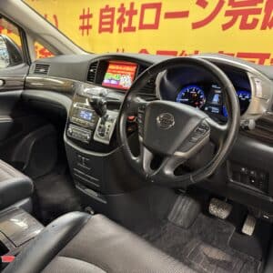 ELGRAND エルグランド ２５０ハイウェイスターS 【後期型】【総合評価優良車】【車検2年付】