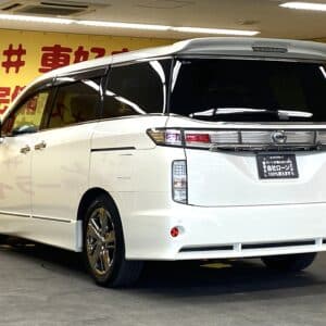 ELGRAND　エルグランド　ライダー 黒クロスシート マニュアルシート　【4WD】【特別仕様車】