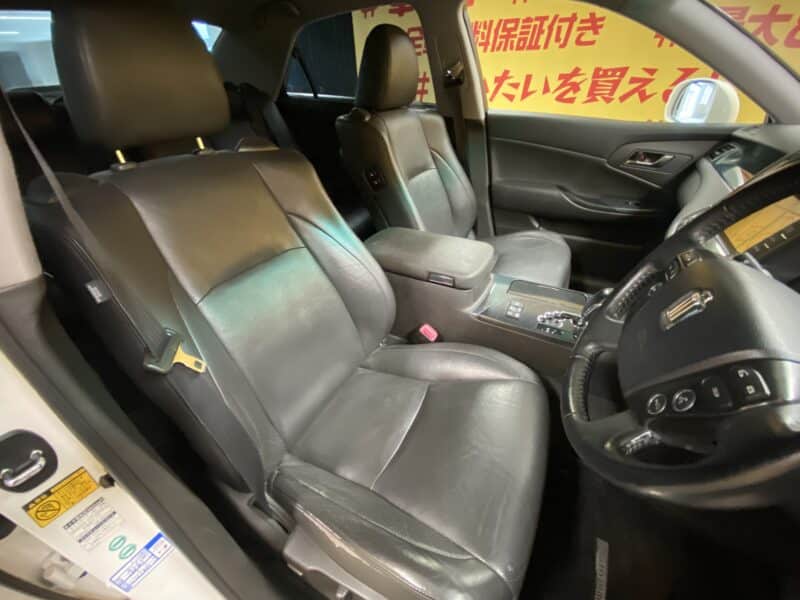 CROWN クラウン ハイブリッド