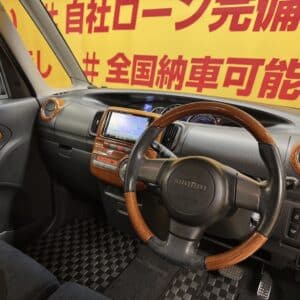 TANTO CUSTOM　タント　カスタムRS